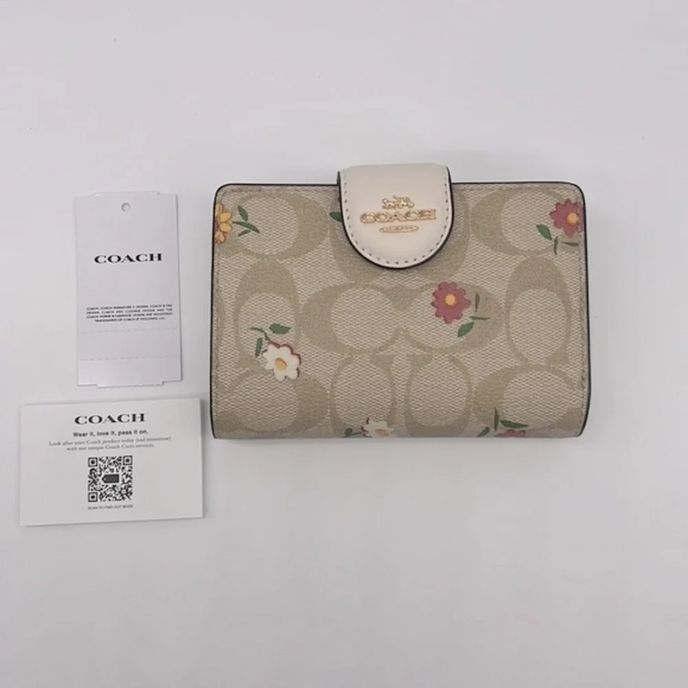 Coach Medium Corner Zip Wallet Signature Canvas Nostalgic Ditsy Print Lt Khaki